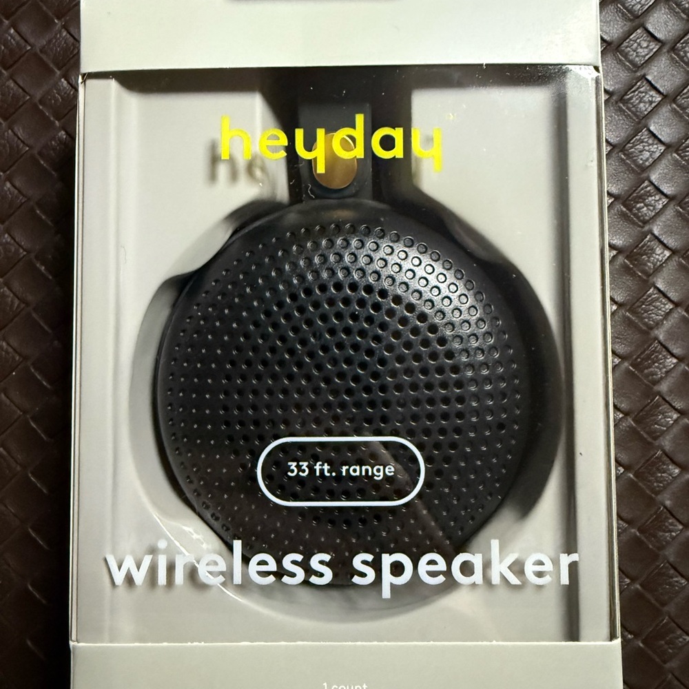 🧚🏻‍♀️ Heyday Wireless Bluetooth Speaker Black New in Box - Target Exclusive